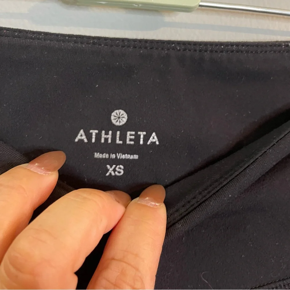 Athleta Metro Drifter Tight Leggings Black Zipper Pockets Womens XS - Picture 7 of 11